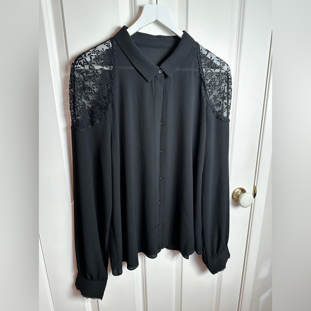 Elegant Black Lace Women's Top